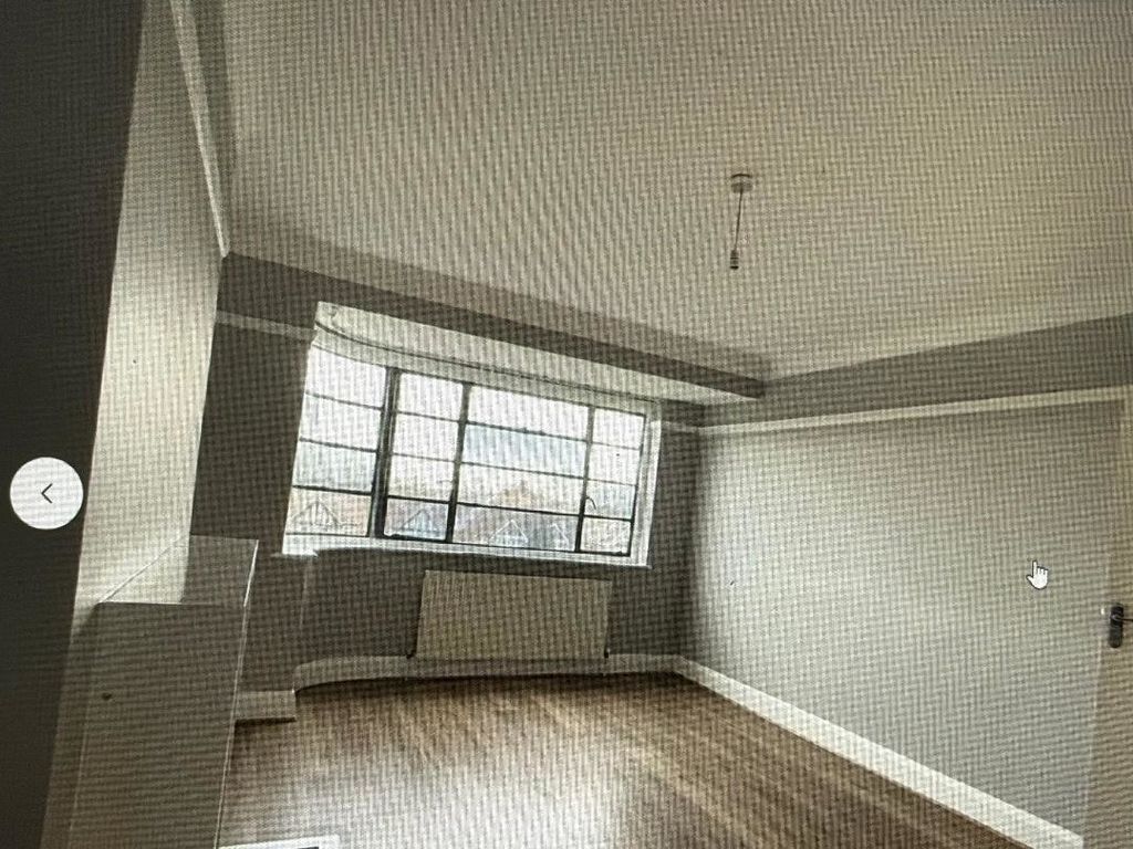 Property photo 1 of 11 Photo 15