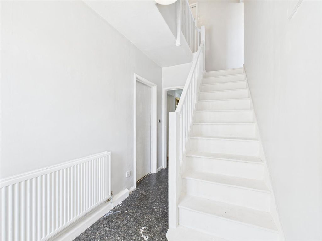 Property photo 3 of 13 Cam01931G0-Pr0289-Still001.Jpg
