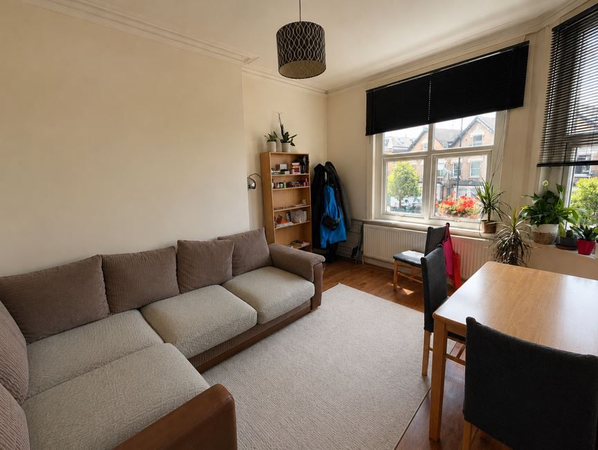 Property photo 2 of 8