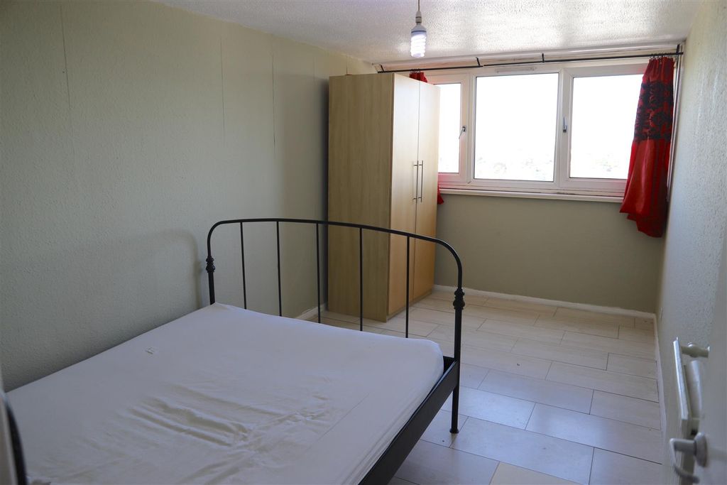 Property photo 2 of 12 Img_0085.Jpg