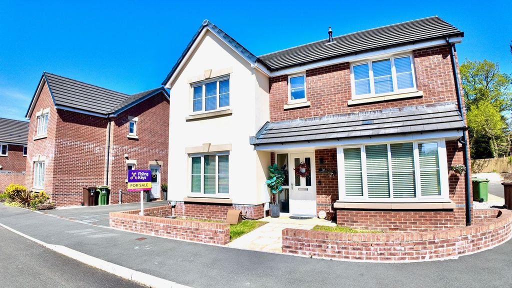 Property photo 1 of 35