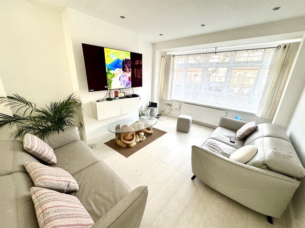 Property photo 2 of 24 Img_1071.Jpg