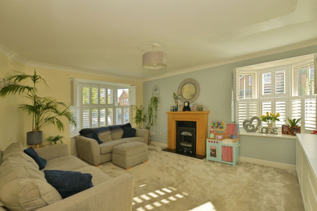 Property photo 3 of 18