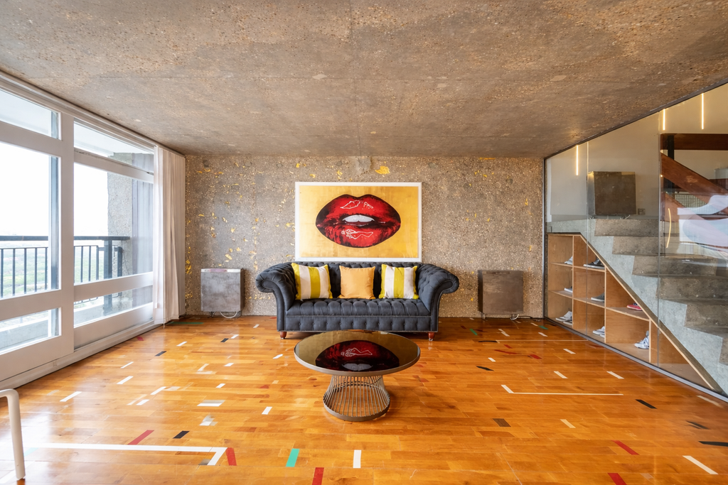 Property photo 2 of 8