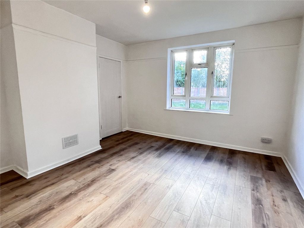 Property photo 3 of 13 Picture No. 08