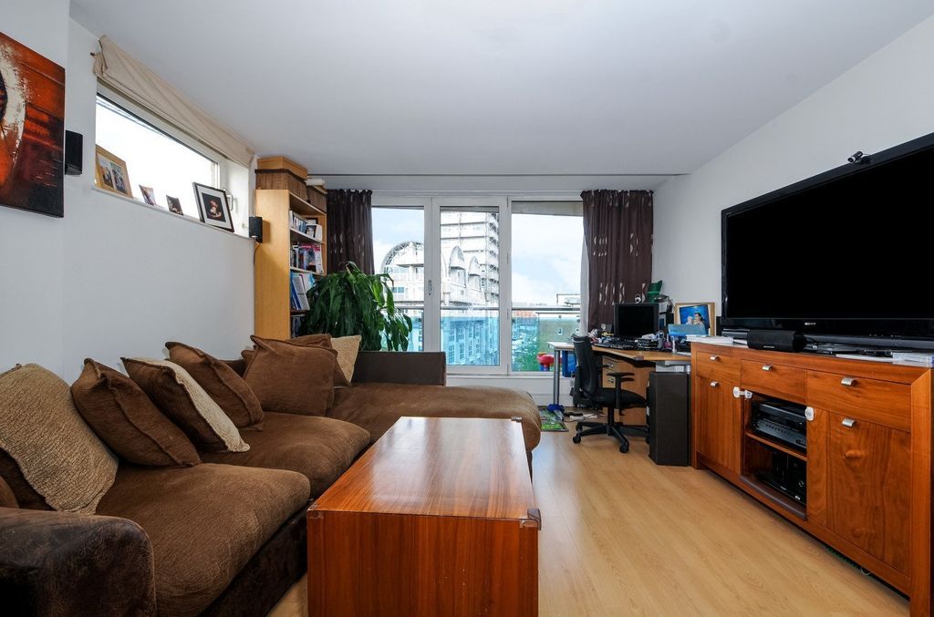 Property photo 1 of 6 Picture No. 08