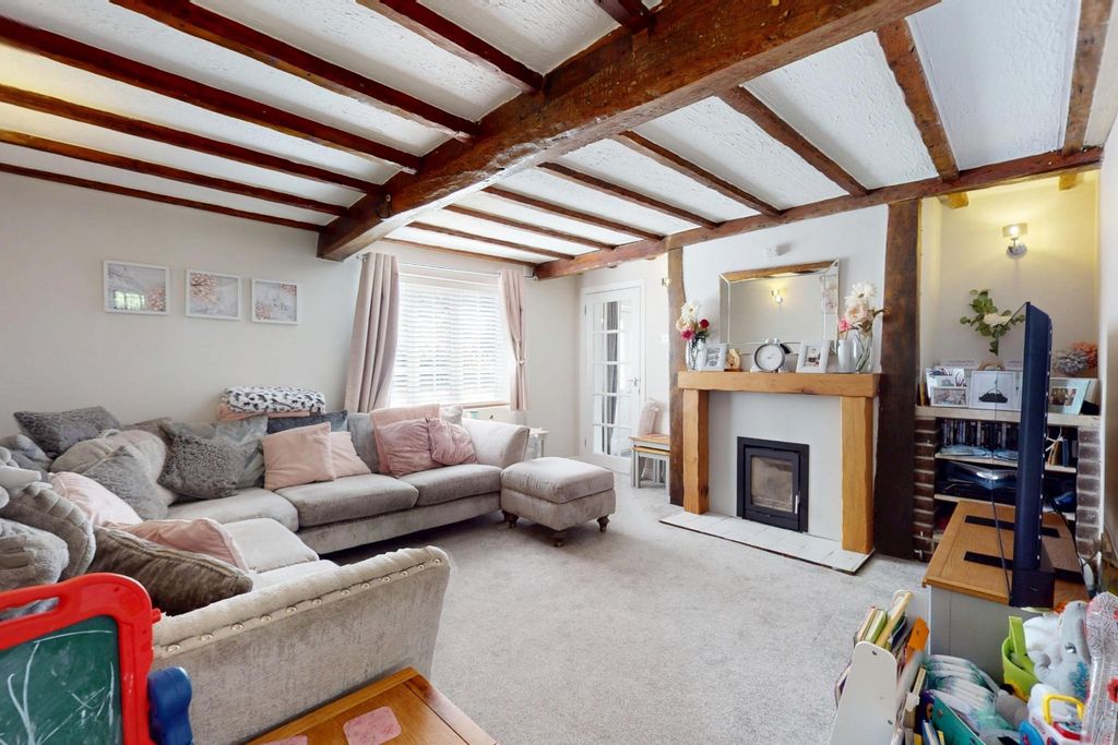 Property photo 3 of 21 5178645