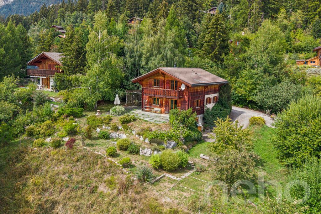 Property photo 3 of 12