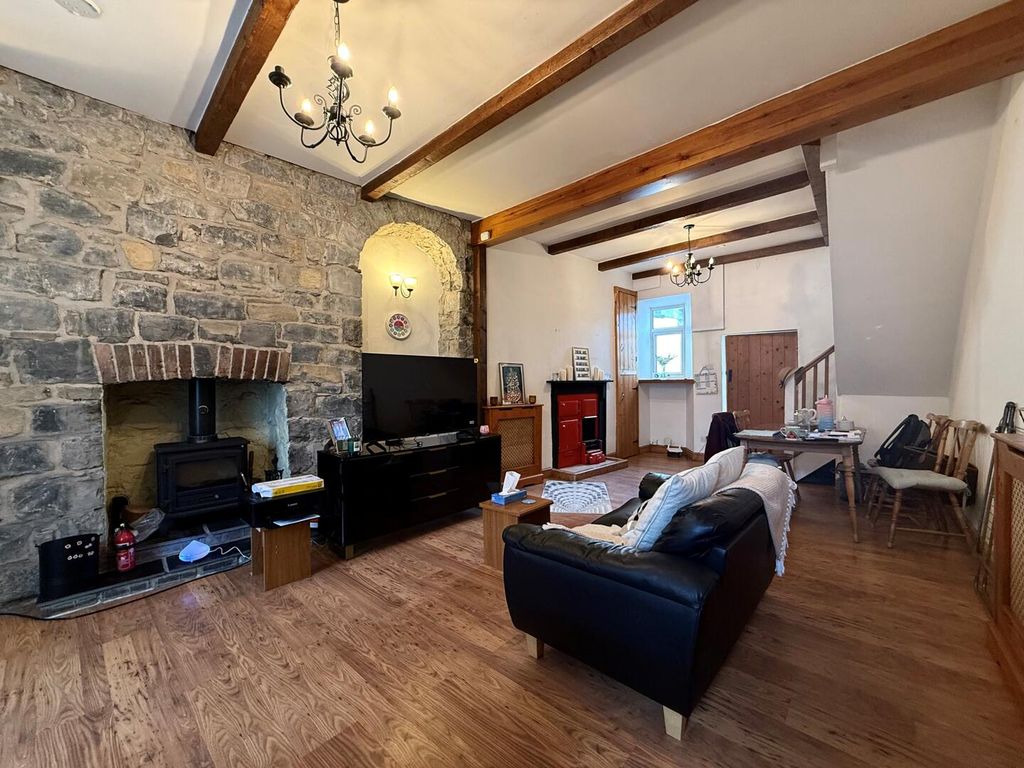 Property photo 3 of 9 Living Room