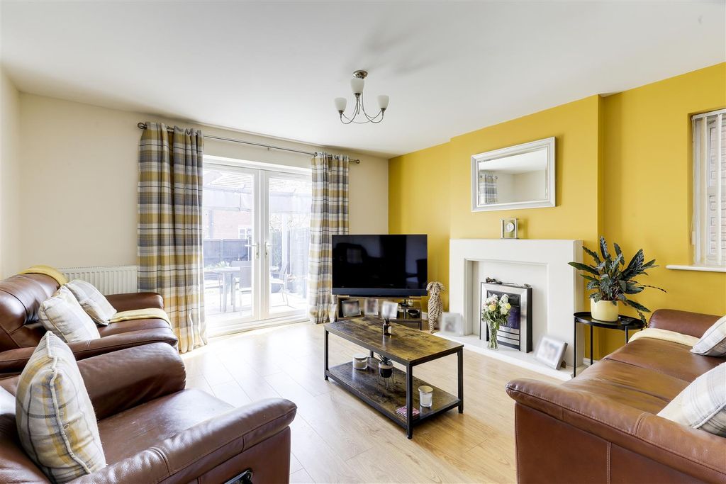 Property photo 2 of 34 5112.Jpg