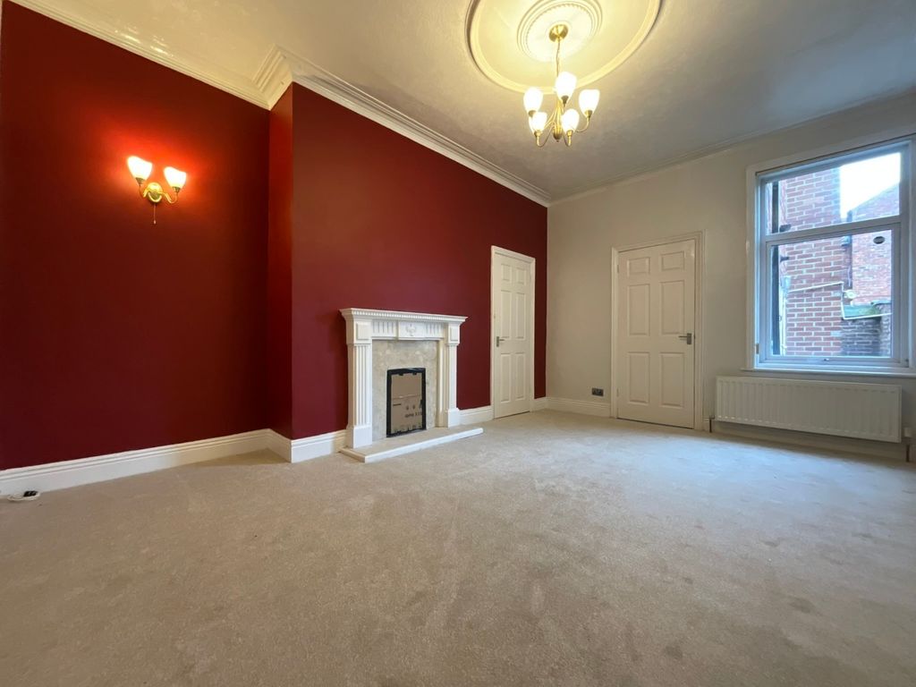 Property photo 2 of 13 4000504