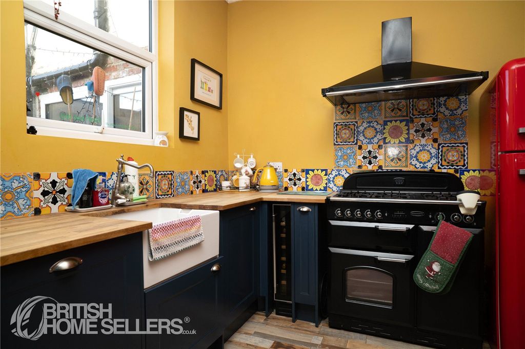 Property photo 3 of 17 Picture No. 08