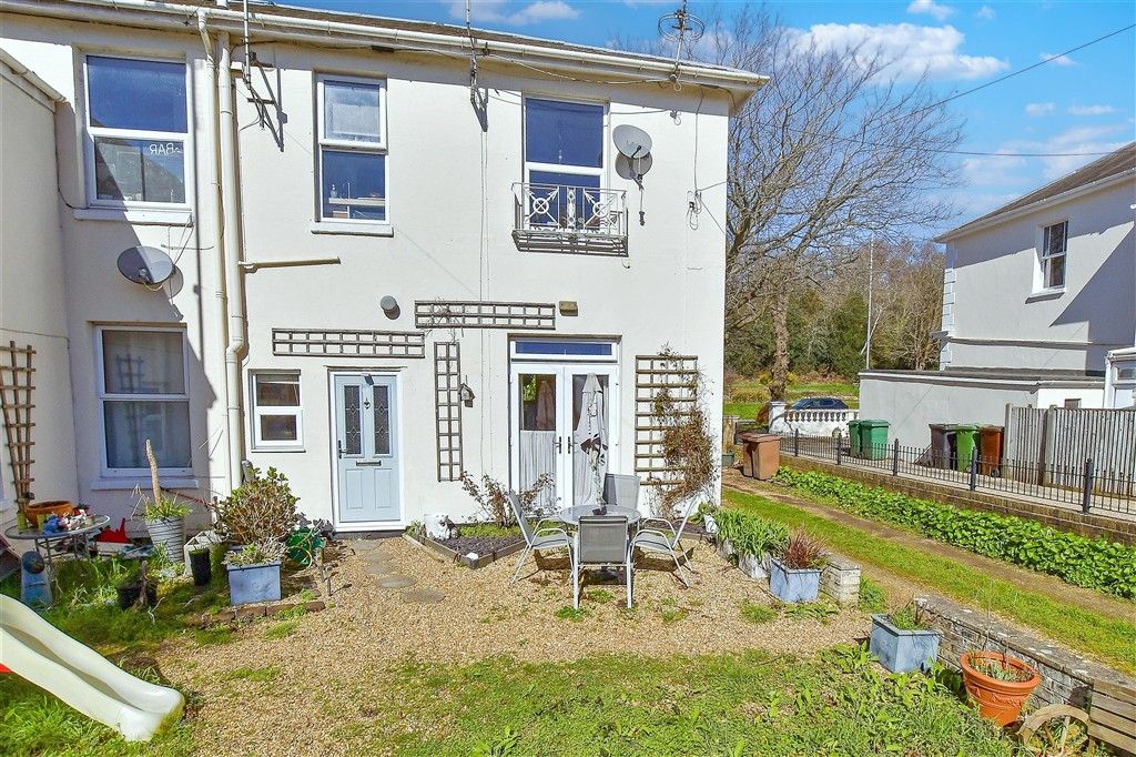 Property photo 1 of 9 External (Web) ::