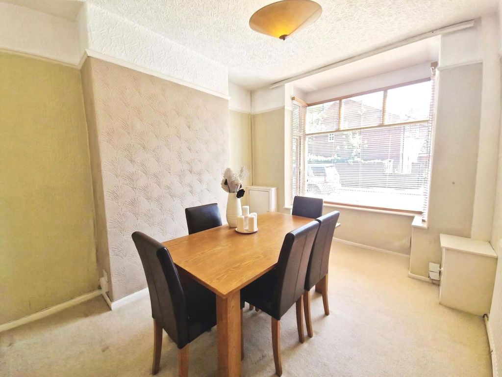 Property photo 3 of 14 Pbox-Img.Jpg