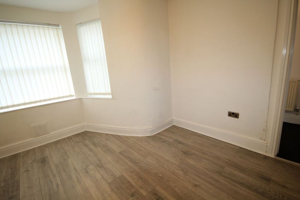 Property photo 2 of 10 Image 2