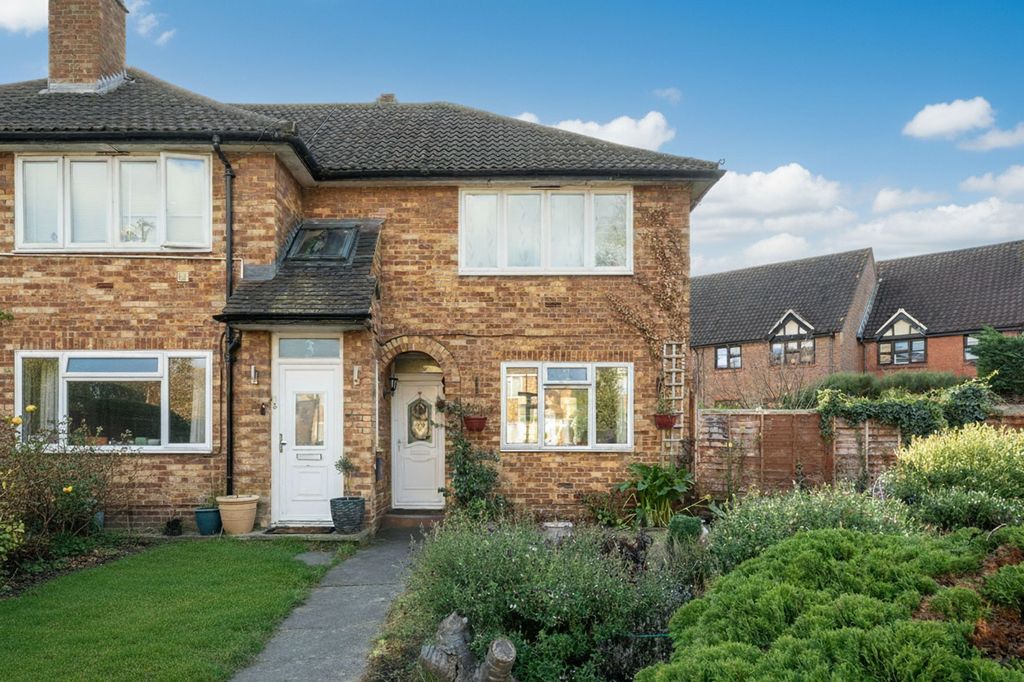 Property photo 1 of 8