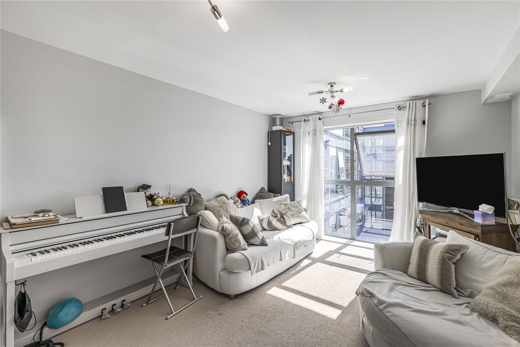 Property photo 1 of 9 Picture No. 01