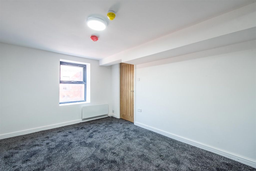 Additional image 14 of 3 bed flat for saleFleet Street, Preston PR1