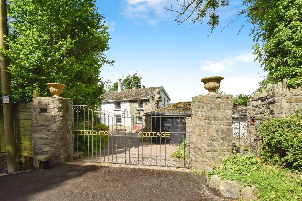 Property photo 1 of 26