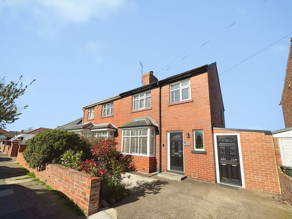 Property photo 1 of 11 Photo 5