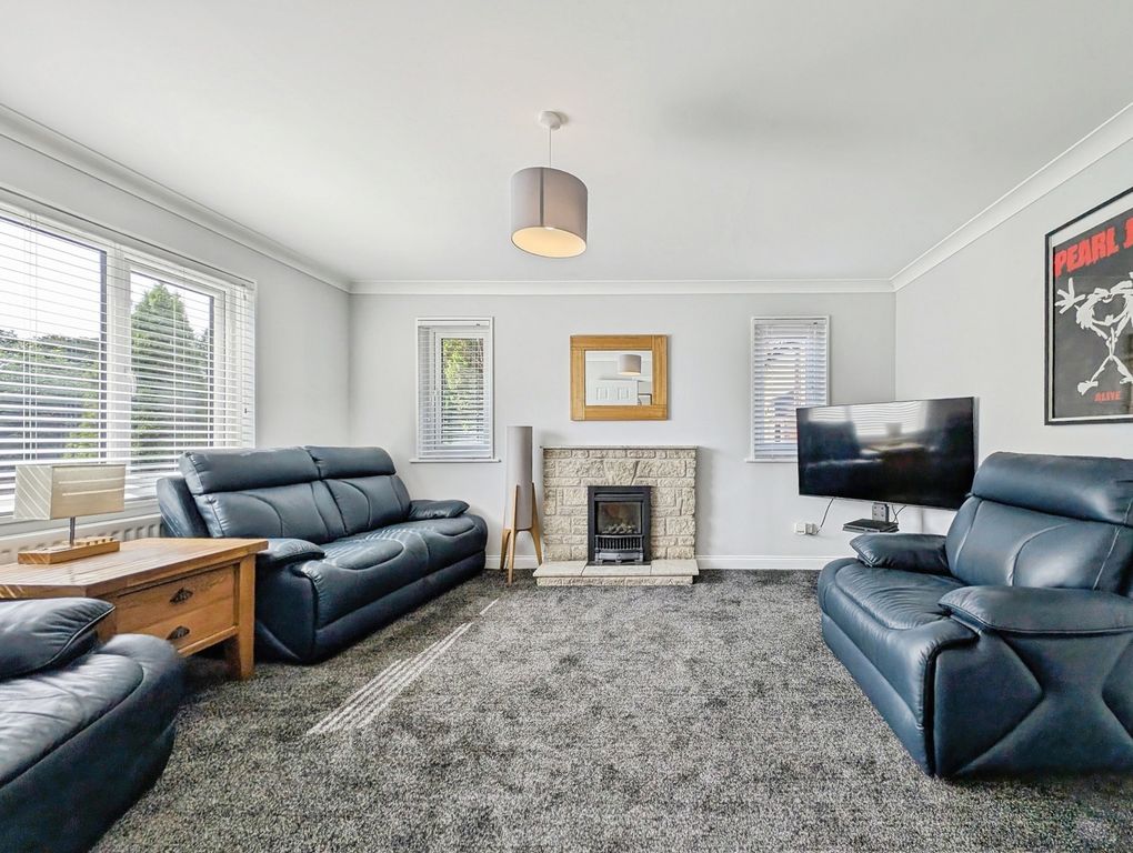 Property photo 2 of 14 Pbox-Img.Jpg