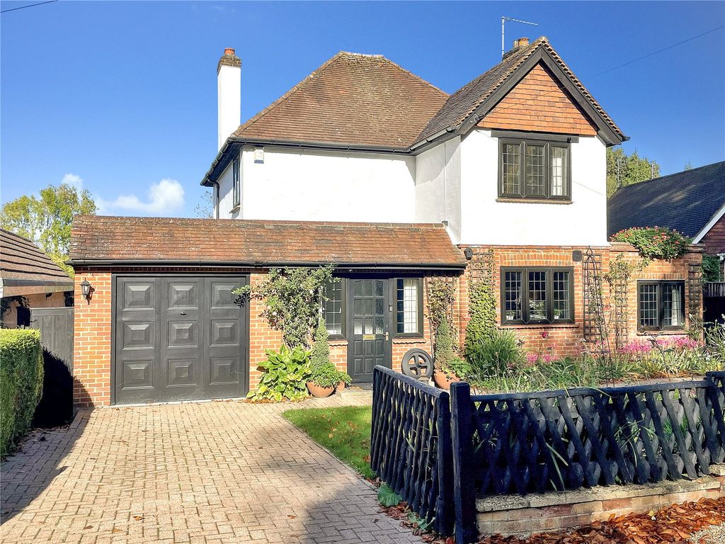 Property photo 2 of 27 Front