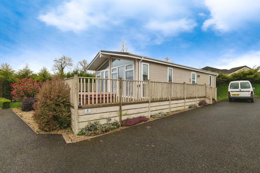 Property photo 1 of 14 Photography