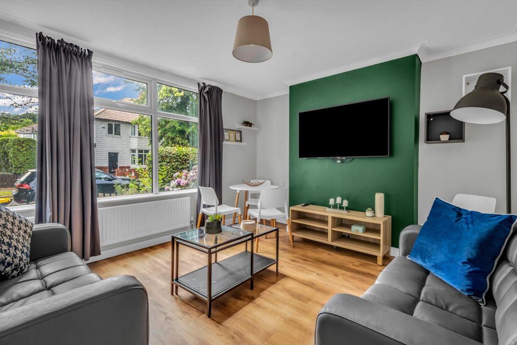 Property photo 1 of 12 Property Photo