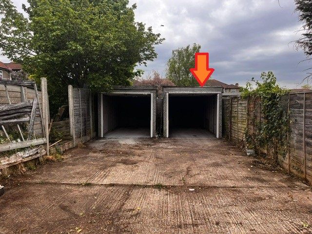 Property photo 1 of 3