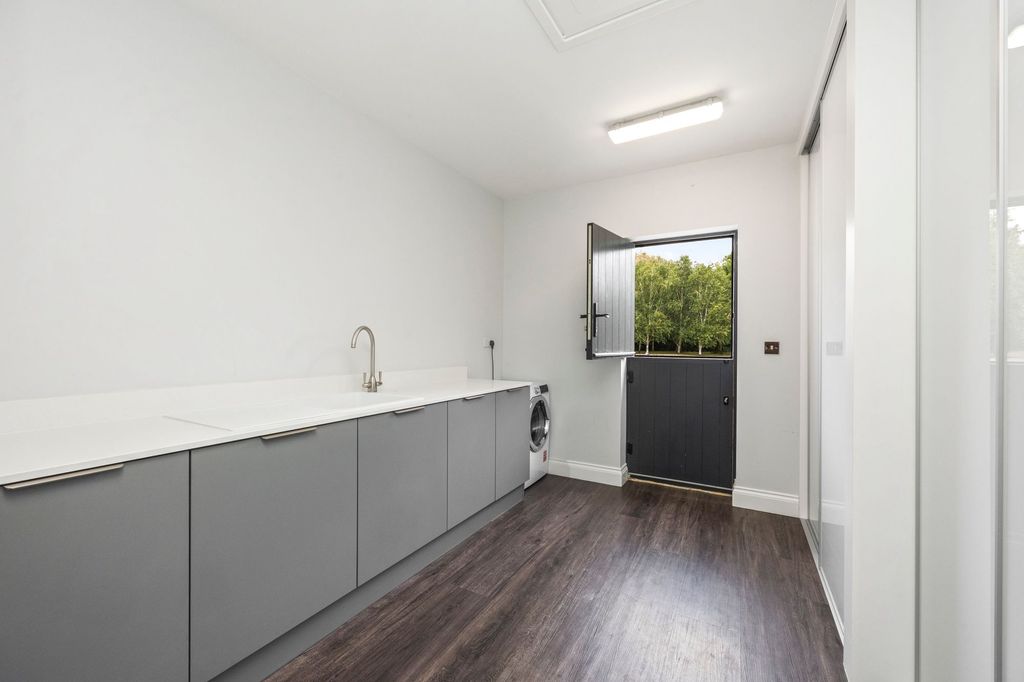 Additional image 11 of 5 bed detached house for saleHighground Lane, Barnham PO22