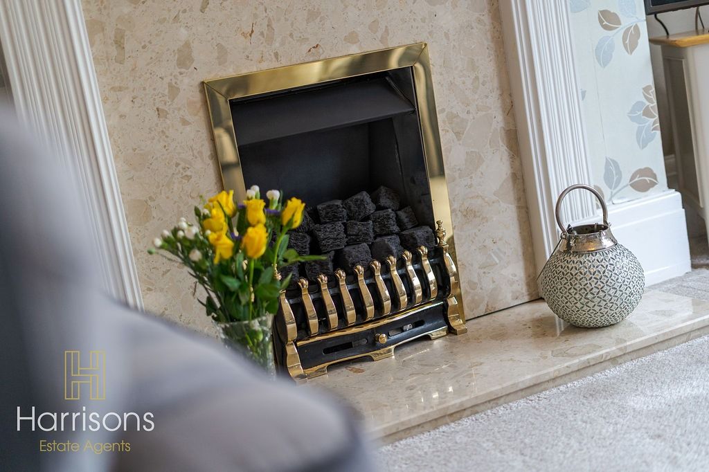 Property photo 3 of 43 5052456