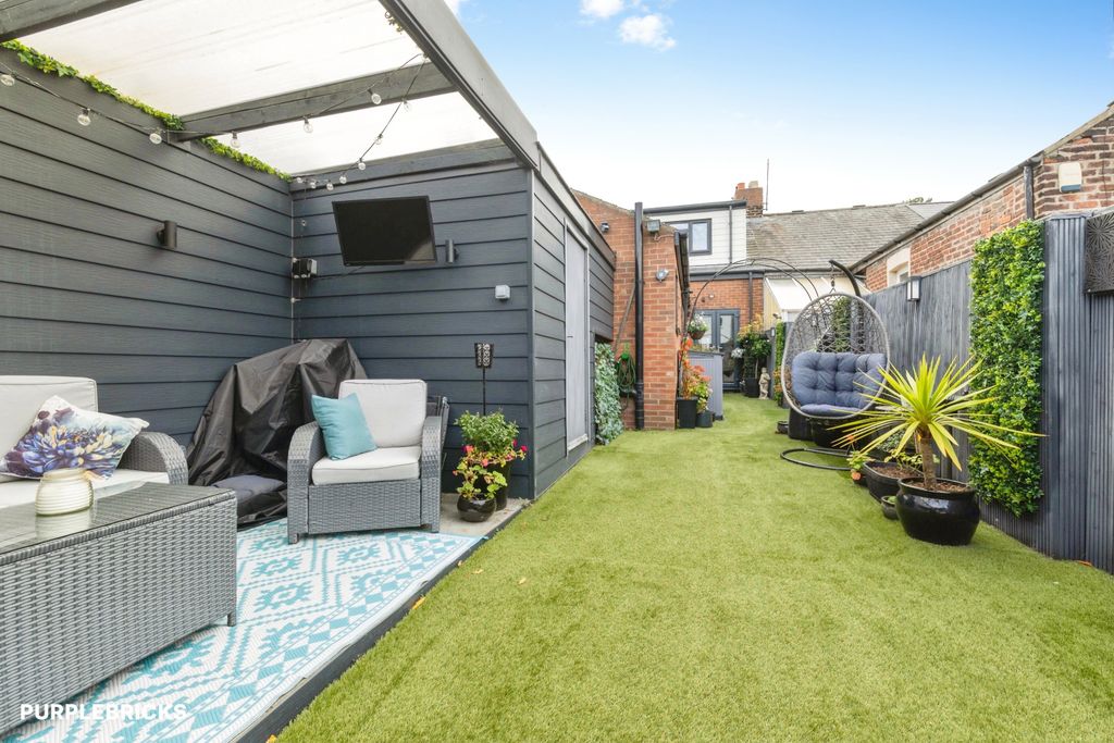Property photo 2 of 22 Rear Garden