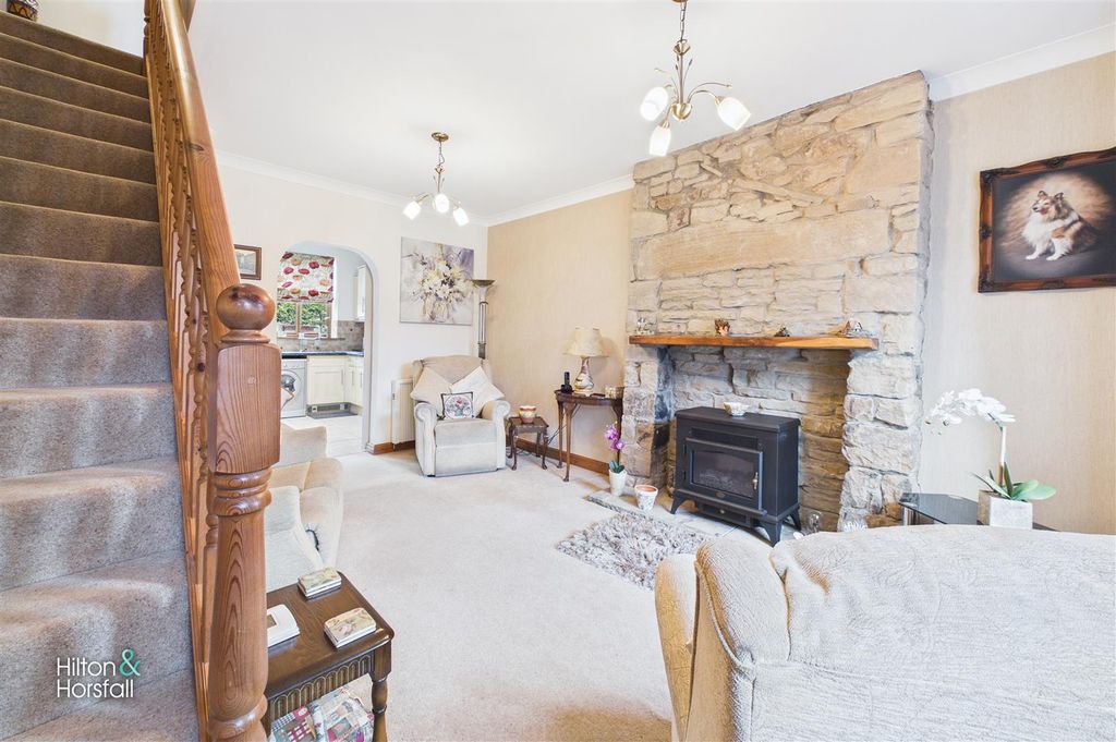 Property photo 2 of 16 School House Cottages