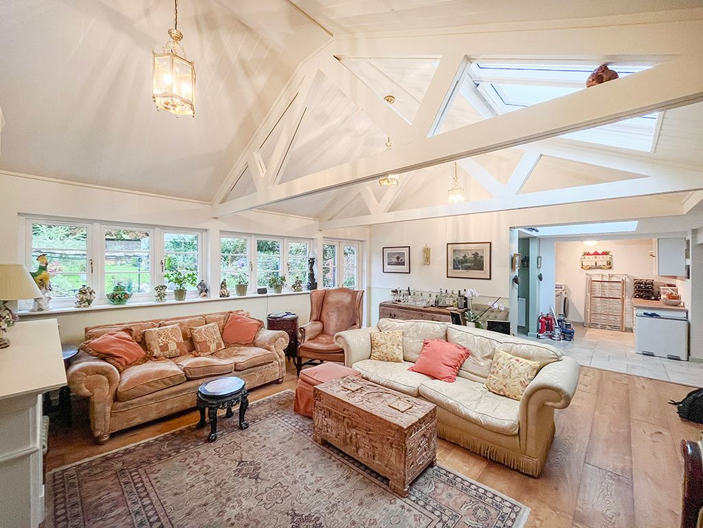 Property photo 2 of 15