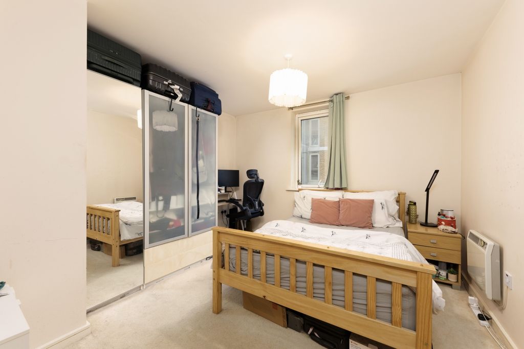 Property photo 3 of 11 Chambers Street 2...