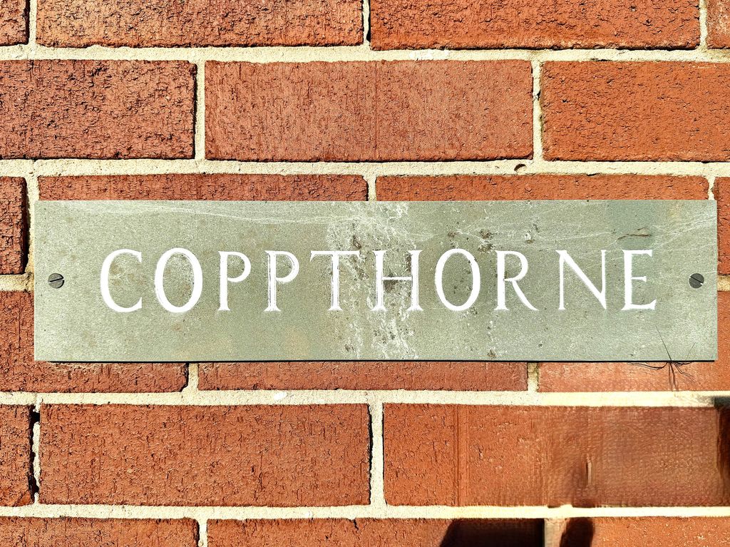 Property photo 2 of 32