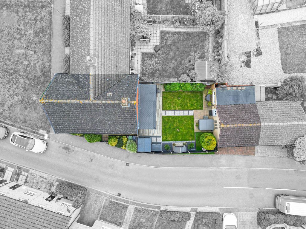 Property photo 3 of 24