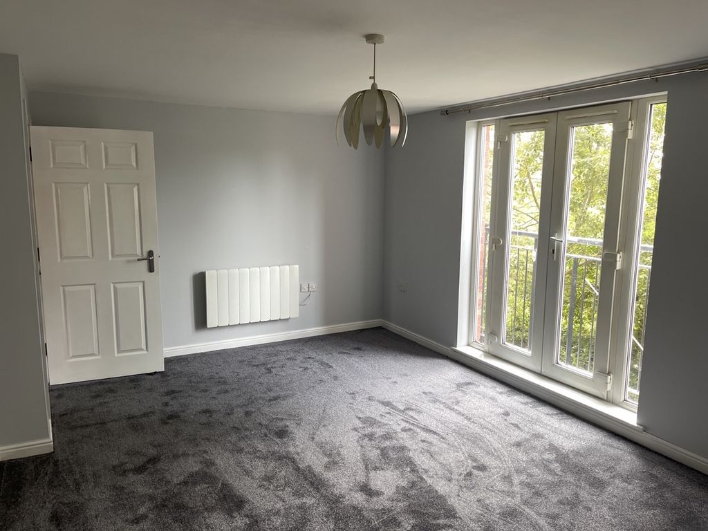 Property photo 3 of 5