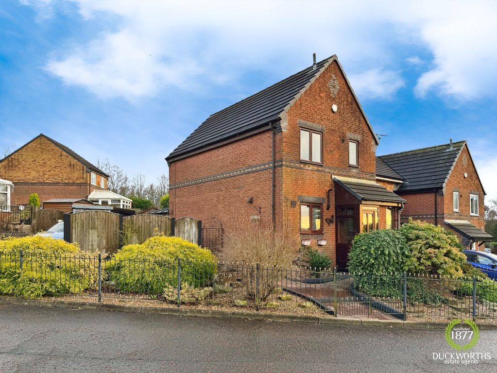 Property photo 1 of 28