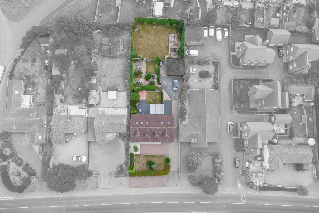 Property photo 2 of 29