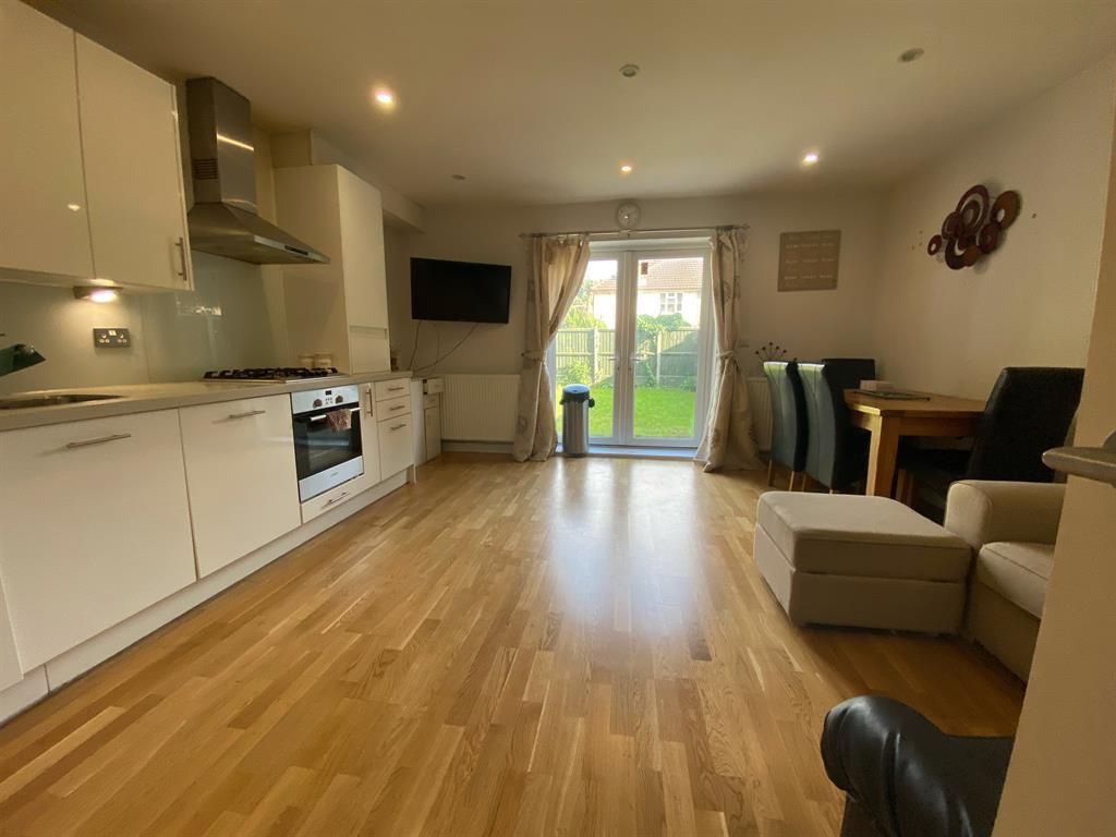 Property photo 3 of 16