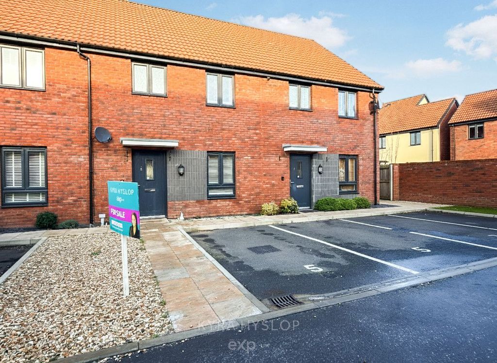 Property photo 1 of 13