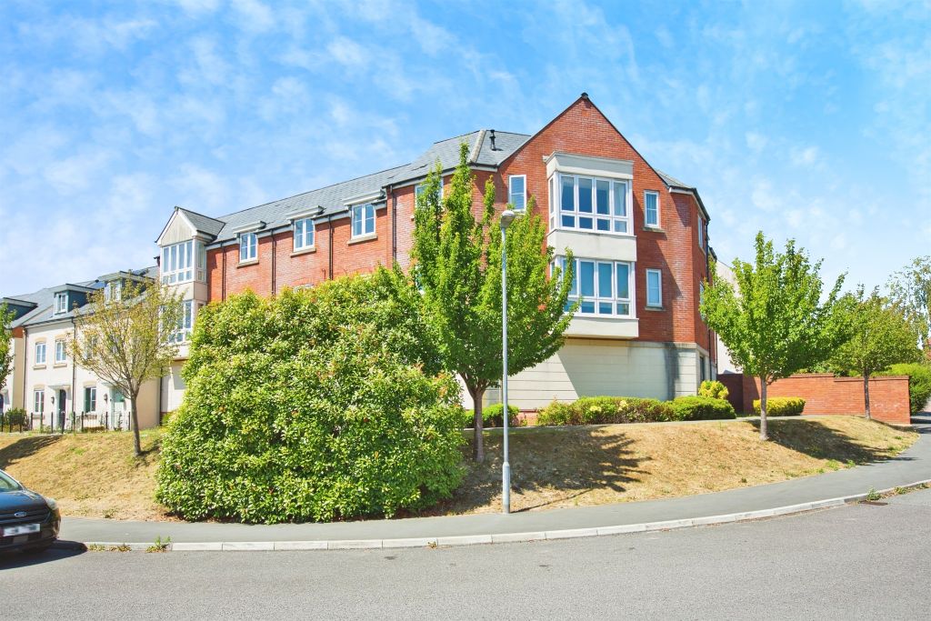 Property photo 3 of 14