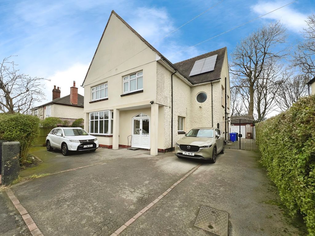 Property photo 1 of 22 Picture No. 10