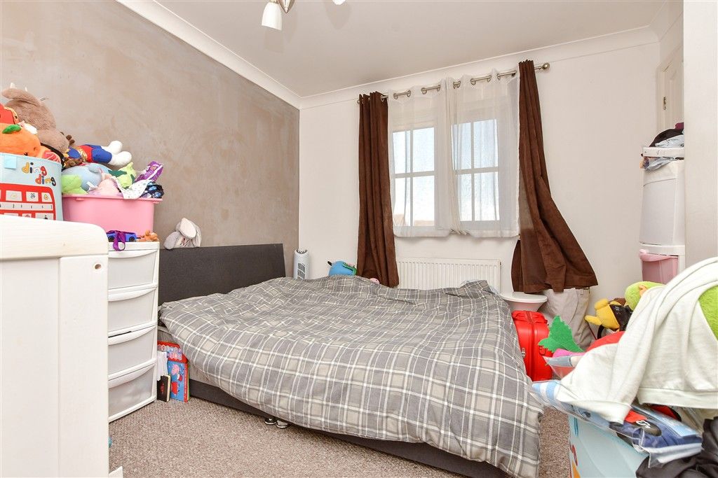 Property photo 2 of 8 Bedroom 1