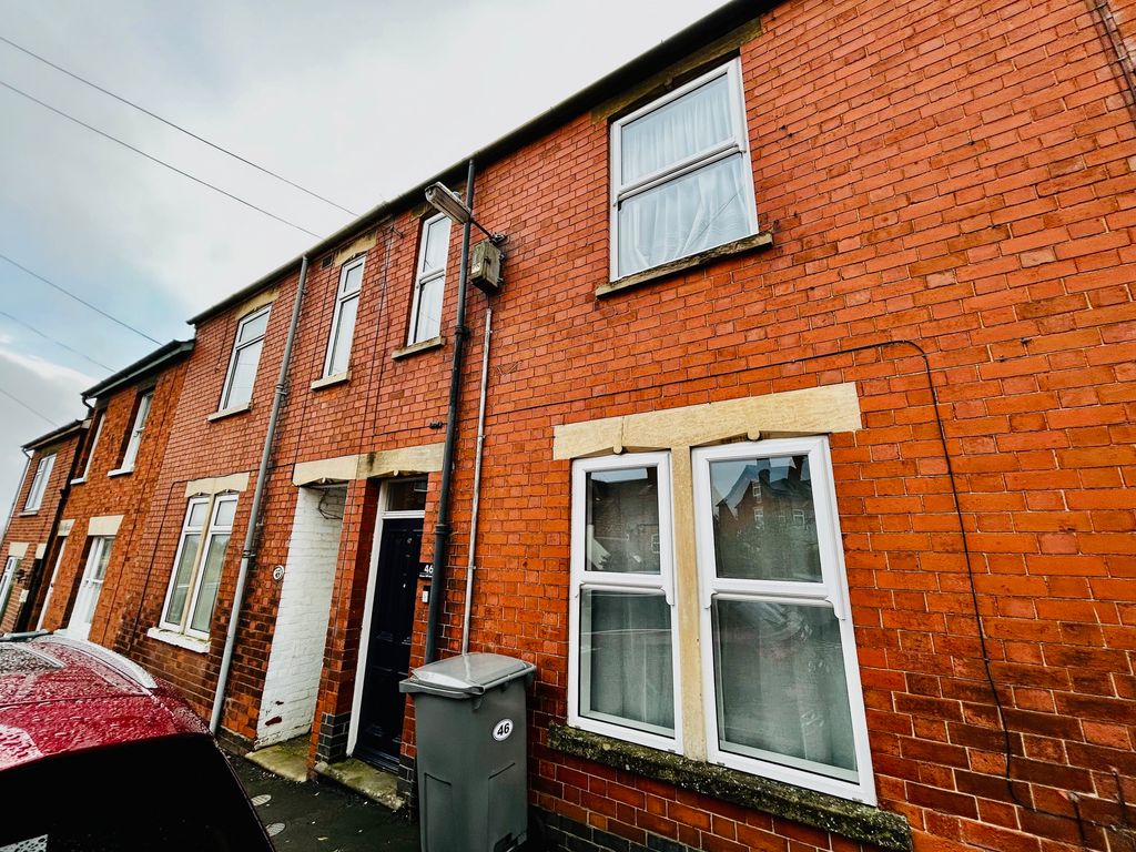 Property photo 1 of 17 Front