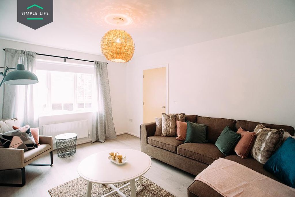 Property photo 2 of 14 Dee_Living1.Jpg