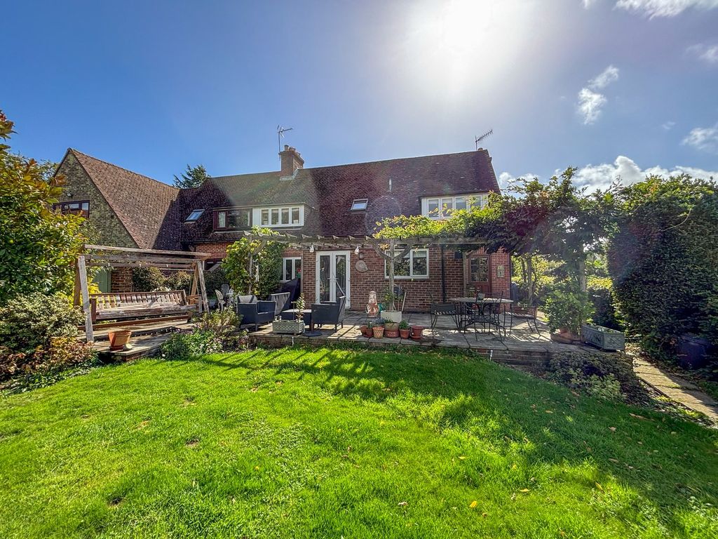 Property photo 1 of 30