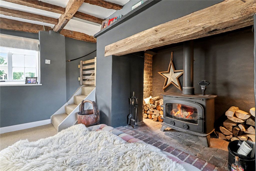 Property photo 2 of 23 Lifestyle