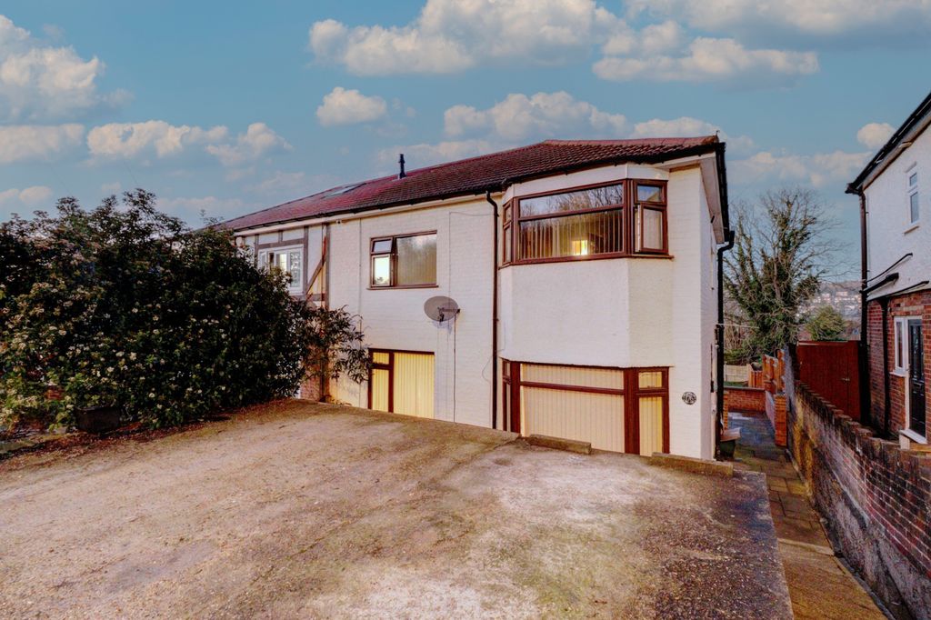 Property photo 1 of 11 Picture No. 21